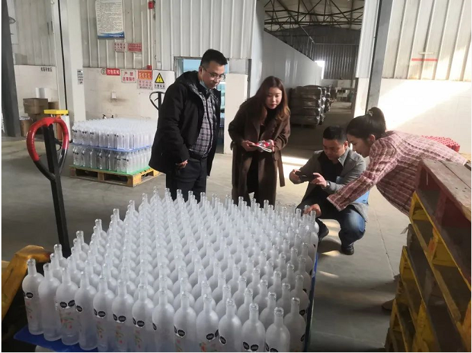 泸州MK官网玻璃.png 泸州MK官网玻璃.png