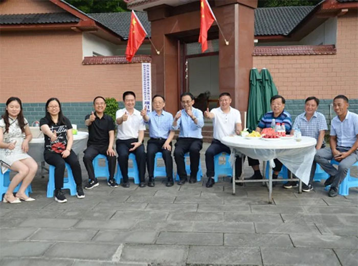 中国三农产业发展研究院专家组莅临MK官网集团调研指导工作