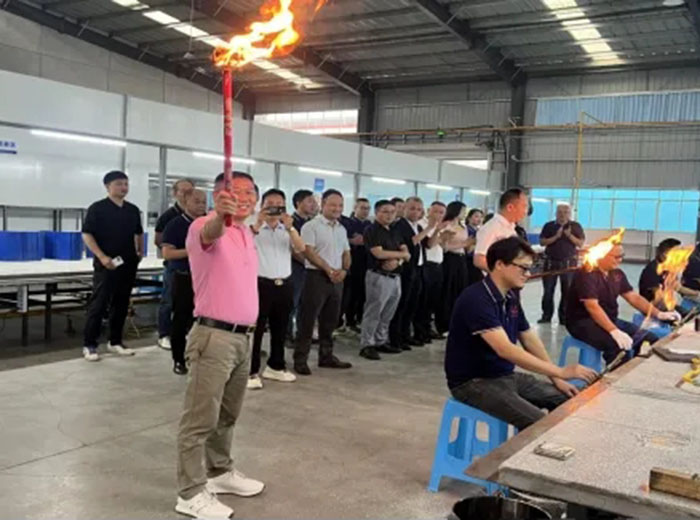 喜讯｜MK官网集团艺术玻璃精工车间生产线点火投产